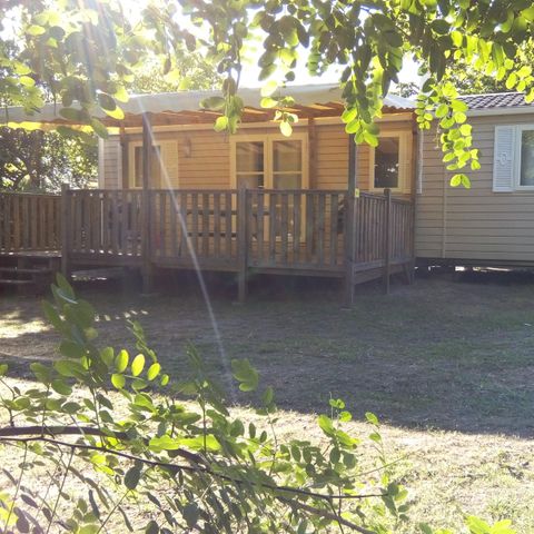 MOBILE HOME 10 people - 4 comfort rooms - 40m².