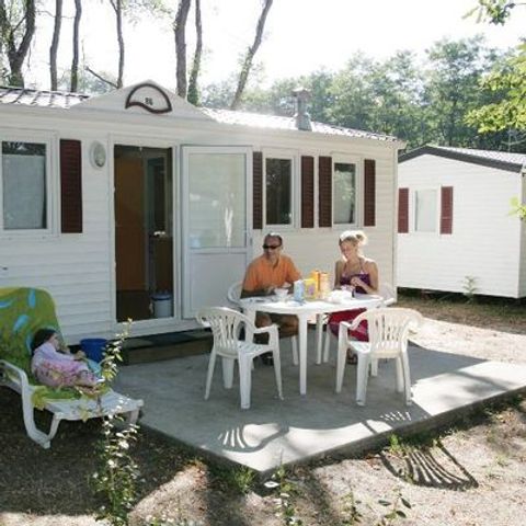 MOBILHOME 4 personnes - CLASSIQUE TYPE III - CLIM - TV