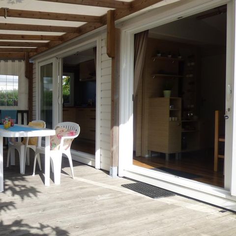MOBILHOME 4 personnes - Mobilhome RESIDENTIEL Confort 34m² - 2 chambres / Terrasse couverte + TV