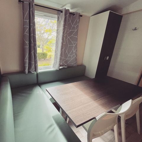 Stacaravan 8 personen - Stam - 35m² - 3 kamers - overdekt terras