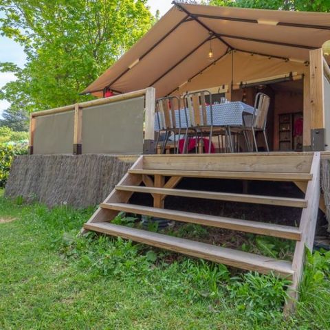 CANVAS AND WOOD TENT 5 people - 2-bedroom lodge (without sanitary facilities)