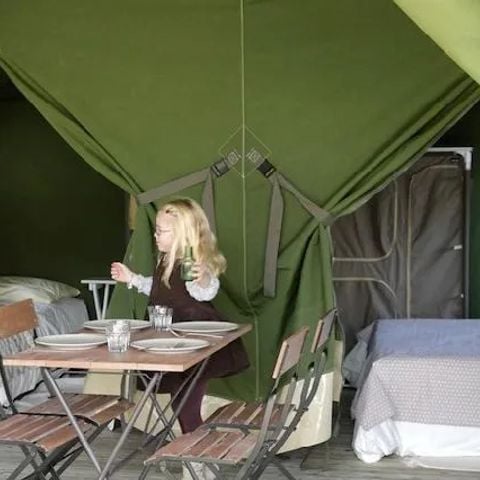 CANVAS AND WOOD TENT 5 people - Nature 3 Rooms Without Sanitary