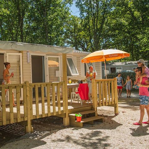 STACARAVAN 4 personen - Mobile-home | Comfort | 2 Slaapkamers | 4 Pers. | Verhoogd terras | Airconditioning.