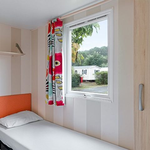 STACARAVAN 6 personen - Comfort | 3 slaapkamers | 6 pers | Verhoogd terras | Airconditioning