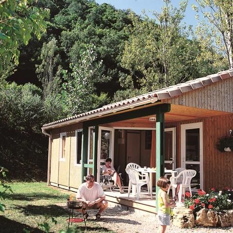 CHALET 6 personnes - Chalet Motel Dimanche/Dimanche 2 salles de bains (45 m²) - n°96 à 99 6 personnes