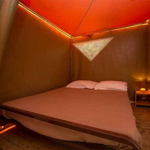 Safaritent 4 personen - Explorer Tent | 2 Slaapkamers | 2/4 Personen | Zonder badkamer