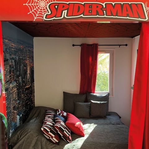 AUßERGEWÖHNLICHE UNTERKUNFT 4 Personen - Hütte Spiderman-Kino - Familienfreundliches Viertel