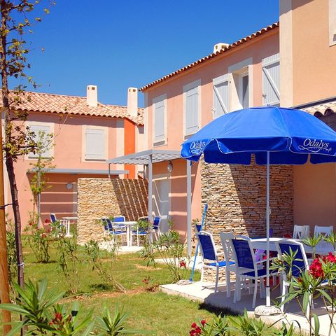 HOUSE 6 people - 3-room maisonette sleeps 6