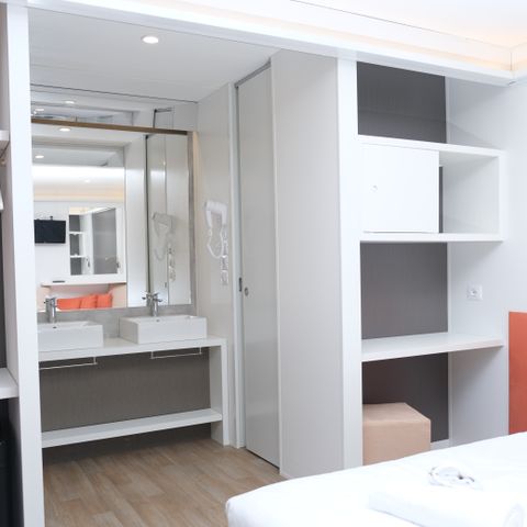 MOBILHOME 2 personas - Mini Suite (sin cocina)