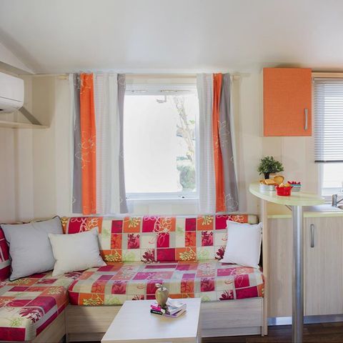 STACARAVAN 6 personen - Comfort | 3 slaapkamers | 6 pers | Eenpersoons terras | Airconditioning