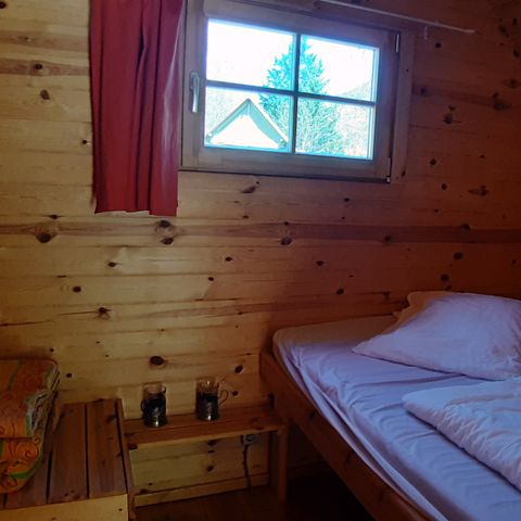 UNUSUAL ACCOMMODATION 2 people - TONNEAU D'y Vin 12 m² without sanitary facilities