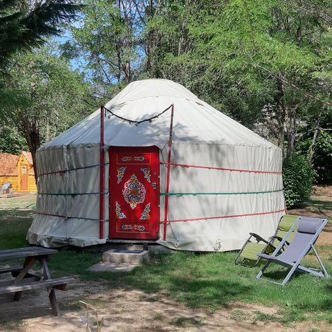 UNUSUAL ACCOMMODATION 5 people - Kirghiz yurt with sanitary facilities for 5 people