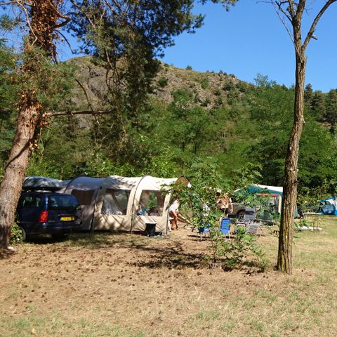 STAANPLAATS - CYCLING SITE 1 persoon + 1 kleine tent + 1 fiets, geen elektriciteit, geen auto