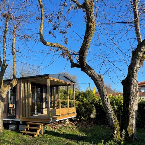 MOBILHEIM 6 Personen - Neuheit 2022 - Mobile Home Standing 28m2 + integrierte Terrasse 8m2 4/6 Pers.