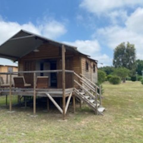 UNUSUAL ACCOMMODATION 4 people - LODGE ON STILTS