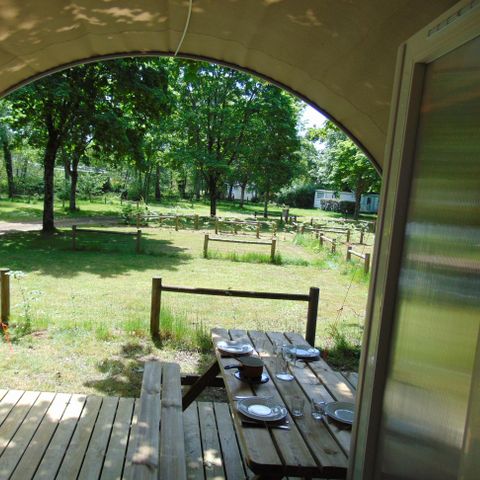 CANVAS AND WOOD TENT 4 people - Coco Sweet 16m² / 2 bedrooms - terrace (no en-suite facilities)