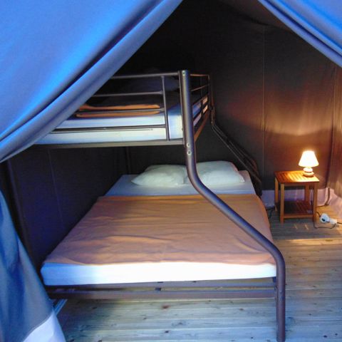 CANVAS AND WOOD TENT 5 people - Freeflower Standard 37m² / 2 bedrooms - terrace (without en-suite facilities)