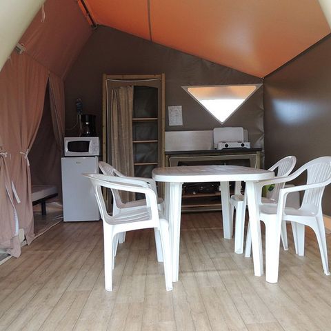 TENT 5 people - CANADA (without sanitary facilities)
