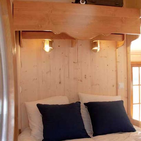 HÉBERGEMENT INSOLITE 6 personnes - CABANE DE SAM