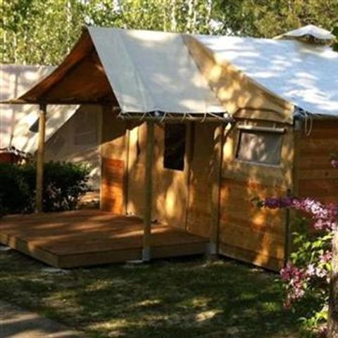 TENTE TOILE ET BOIS 6 personnes - Lodge URCHILO