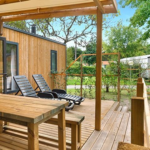 Stacaravan 4 personen - Mobile-home | Premium | 2 slaapkamers | 4 pers. | Verhoogd terras | TV