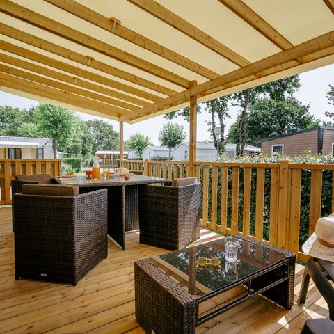 STACARAVAN 6 personen - Stacaravan | Premium Azure | 2 slaapkamers | 4/6 pers. | Verhoogd terras | Airconditioning