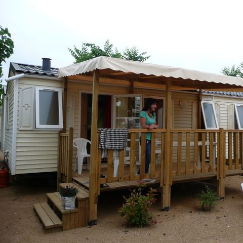 MOBILE HOME 4 people - 2 bedrooms terrace-semi covered TV air conditioning