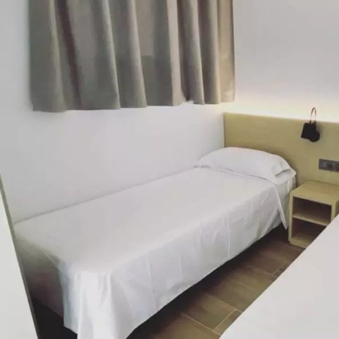 STUDIO 4 people - Studio 2 Rooms 2/4 People Air-conditioned + TV