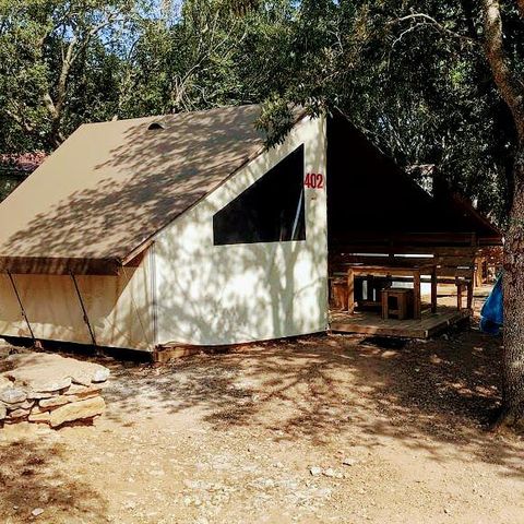 BUNGALOW TOILÉ 4 personnes - 2 chambres - sans sanitaires