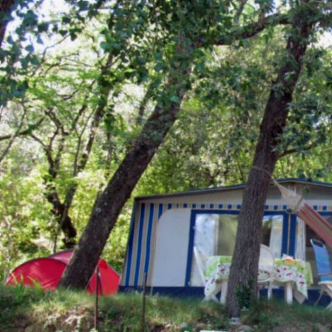 EMPLACEMENT - Camping Electricité 6A