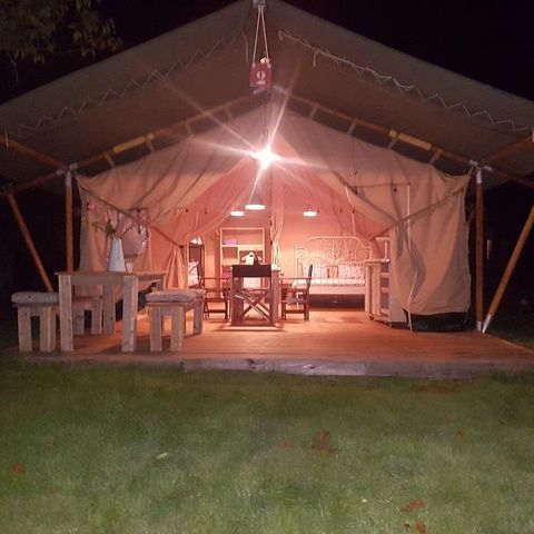 Bungalowtent 5 personen - LODGE SAFARI zonder sanitair