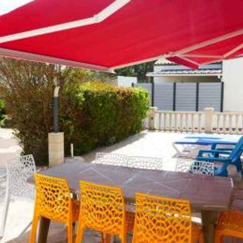 MAISON 8 personnes - Grande Maison  3* 3 ch terrasse plein sud a 200m du bord de mer centre ville a 1km et 3km du camping