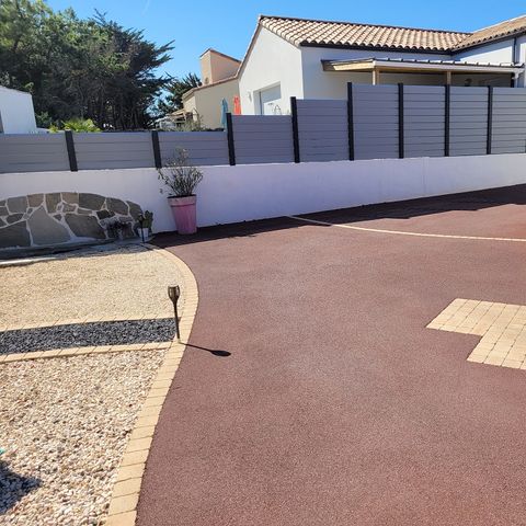 HOUSE 8 people - Large 3-star house with 3 bedrooms, south-facing terrace 200m from the seafront, 1km from the town centre and 3km from the campsite.