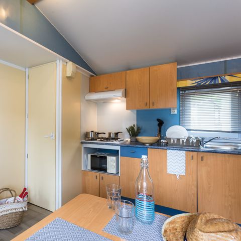 STACARAVAN 4 personen - Mobile-home | Comfort | 2 Slaapkamers | 4 Pers. | Verhoogd terras | Airconditioning.