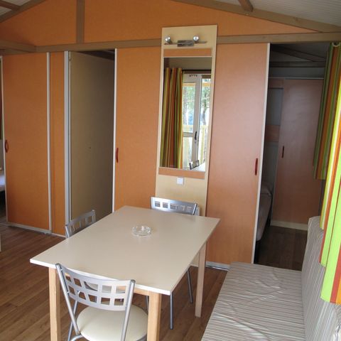 Bungalow 5 Personen - Bungalow Morea 5pax 2 chambres TV + AC + BBQ +Parken