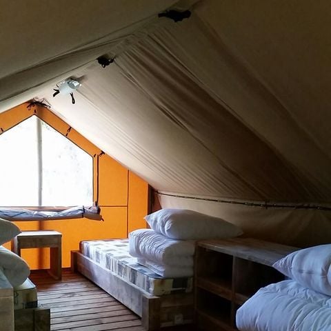 TENT 4 people - LOGGIA 2 bedrooms/mezzanine with bathroom