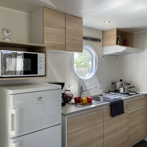 Stacaravan 4 personen - Tamaris Airconditioning met terras 2 slaapkamers