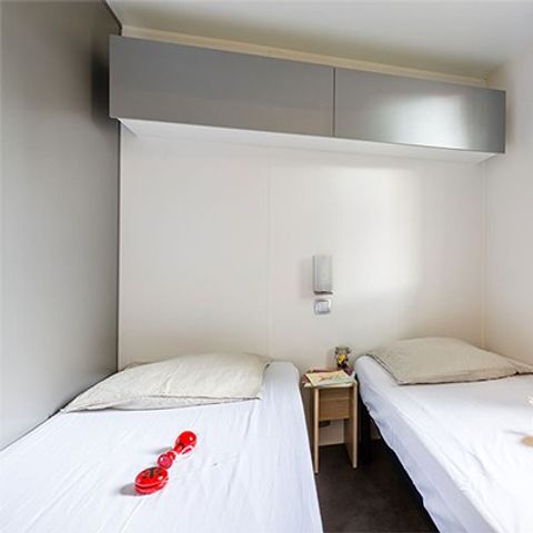 STACARAVAN 4 personen - Stacaravan | Premium | 2 Slaapkamers | 4 Pers | Enig terras | Airconditioning | TV