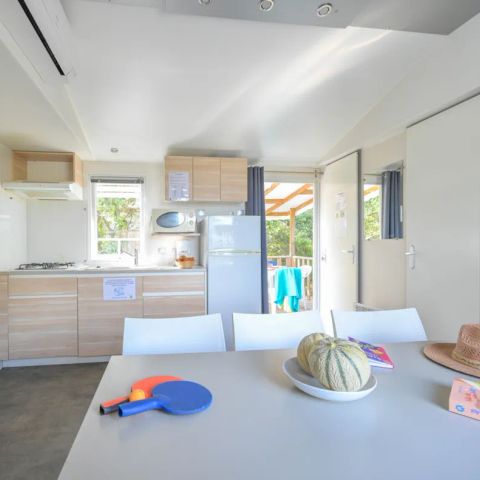 Stacaravan 5 personen - STANDAARD 28M² (1,5 ACRES)