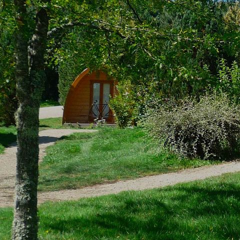 ALOJAMIENTO INUSUAL 4 personas - CABAÑA EN EL BOSQUE sin instalaciones sanitarias