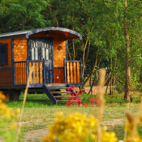 UNUSUAL ACCOMMODATION 5 people - Country caravan