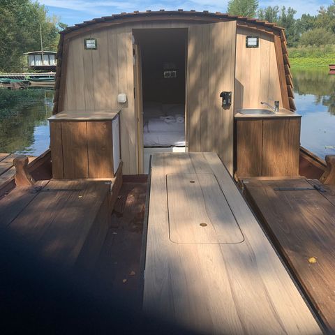 HÉBERGEMENT INSOLITE 2 personnes - Bateau Futreau