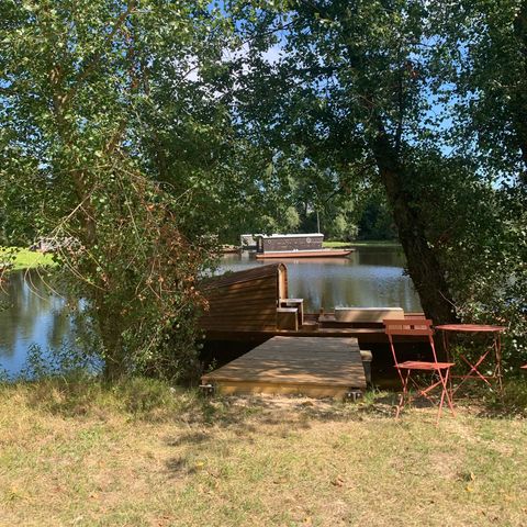 HÉBERGEMENT INSOLITE 2 personnes - Bateau Futreau