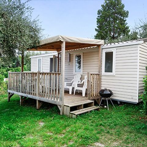 Stacaravan 6 personen - Comfort | 3 slaapkamers | 6 pers | Verhoogd terras | Airconditioning