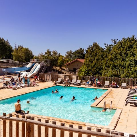 Camping Les Sous Bois du Lac - Camping Lozere - Image N°2