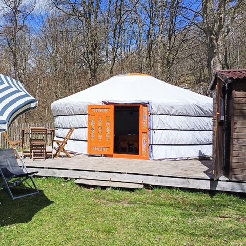 Tent 5 personen - Traditionele Mongoolse joert 27m² + terras 4/5 personen