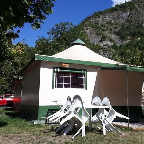 BUNGALOW DE LONA 4 personas - (SIN INSTALACIONES SANITARIAS)