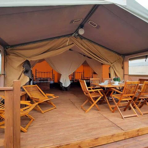 CANVAS AND WOOD TENT 4 people - SAFARI, without sanitary facilities