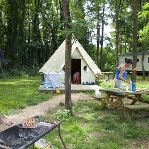 TENT 4 people - Tipi tent per night