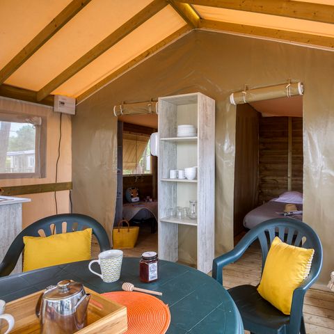 CANVAS AND WOOD TENT 4 people - INSOLITE CONFORT LODGE (without sanitary facilities)